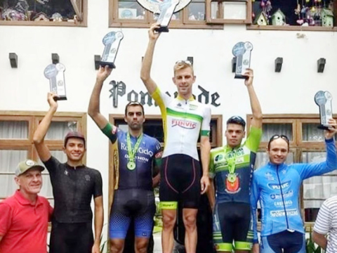 André Gohr é campeão da Copa Hans Fischer de Ciclismo em Santa Catarina