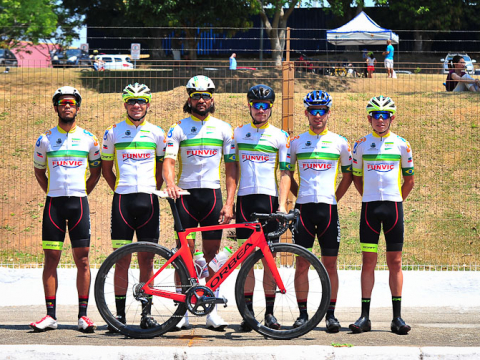 Equipe conquista pódios na 6ª etapa do Valeparaibano de Ciclismo